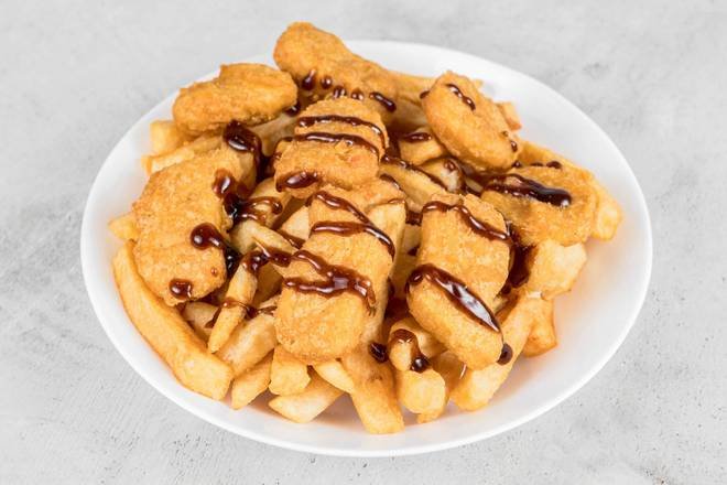 CHICKEN NUGGETS & FRIES (6 PCS)